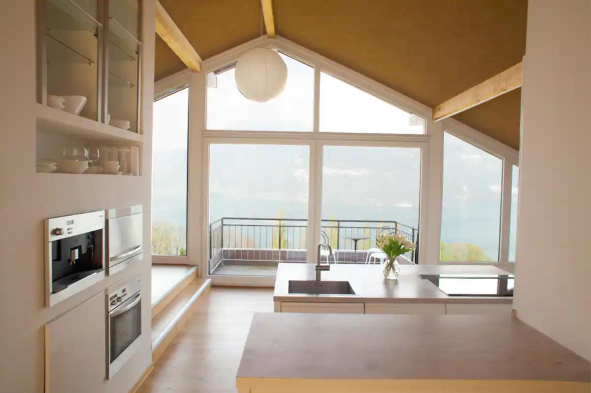 Lakeview Gem Krattigen Extérieur photo