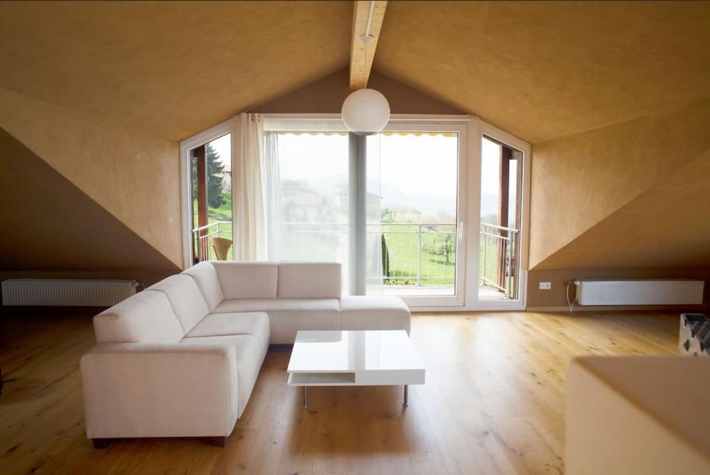 Lakeview Gem Krattigen Extérieur photo