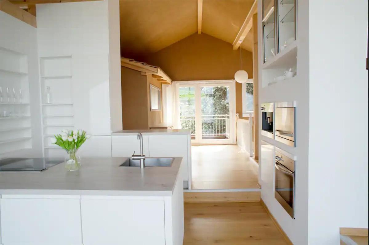 Lakeview Gem Krattigen Extérieur photo